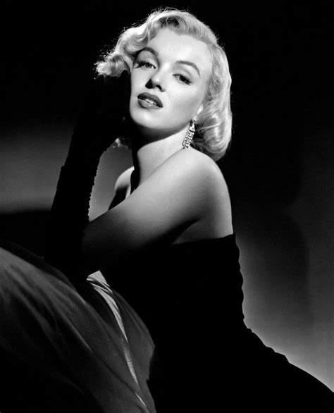 Pin by d on movies, series, etc | Marilyn monroe photos, Marilyn monroe