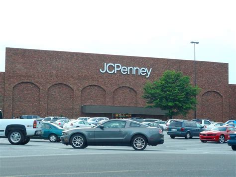 Jcpenney Hanes Mall This Store Opened In 1975 With The M Flickr