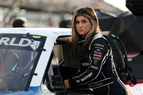 Hailie Deegan New Crew Chief Warns Aggressive Truck Series Drivers in ...