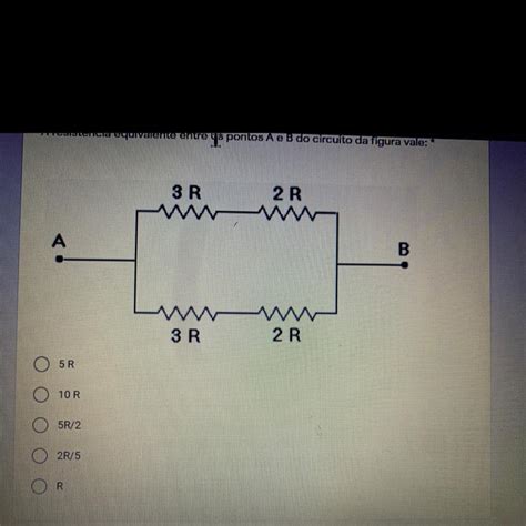 A resistência equivalente entre os pontos A e B do circuito da figura