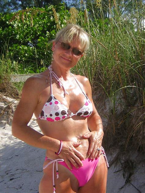 Mature Beach Porn Pictures Xxx Photos Sex Images Pictoa