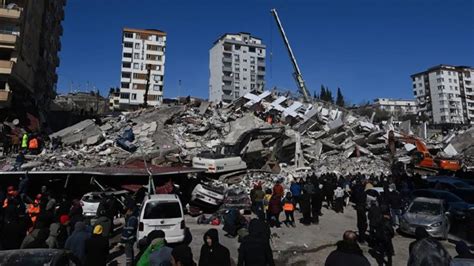 Son Dakika Ili Vuran Depremde Hayat N Kaybedenlerin Say S Bin