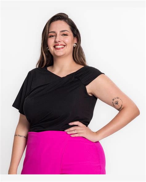 Riachuelo Blusa Feminina Plus Size Em Malha Soft Secret Glam Preto