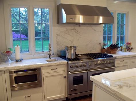 Customer's Kitchen with Viking Appliances - Traditional - Kitchen ...