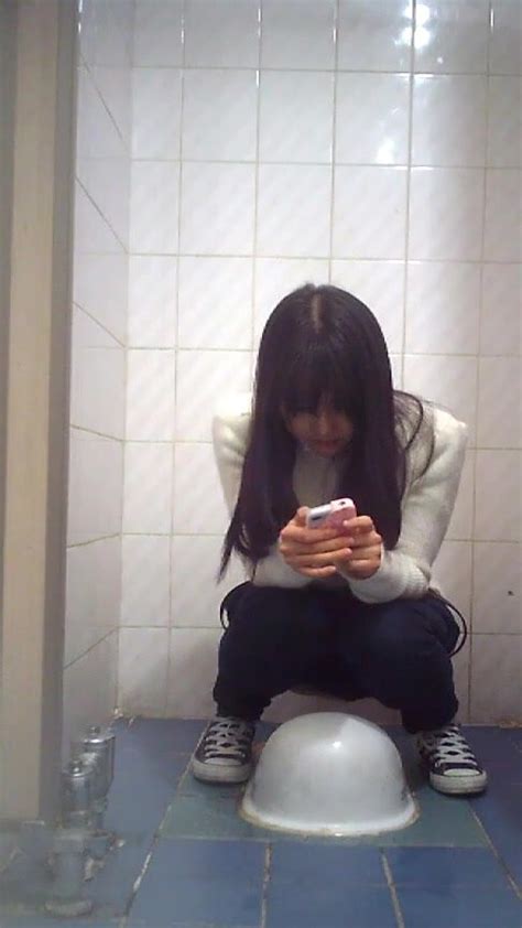 Korean Girl Toilet Spy Cam Video 16