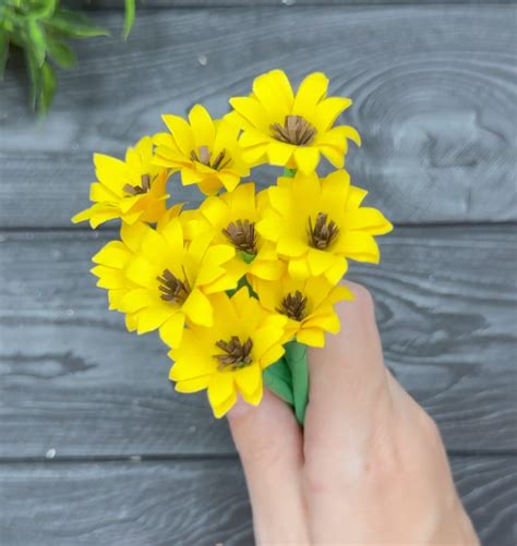 DIY Kit: Tiny Flowers - Black-Eyed Susan Bouquet – Florigami