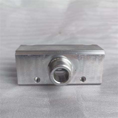 Custom Aluminum Profile Extruded Metal Deep Processing Turning Milling