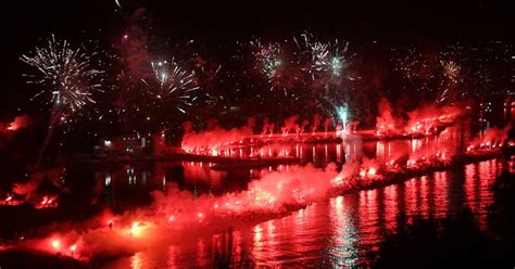 OM PHOTOS 30 ans du sacre de l OM le littoral marseillais illuminé