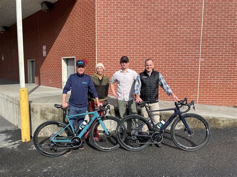 Lauf Cycles Factory Tour and Initial Lauf Úthald Review