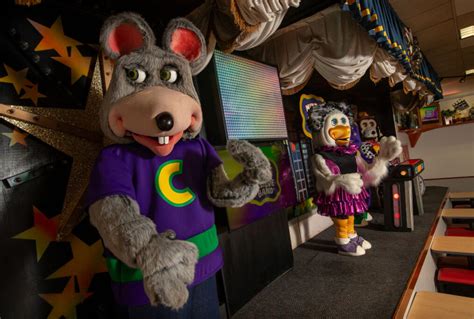 Chuck E Cheese Adult Game Show In The Works