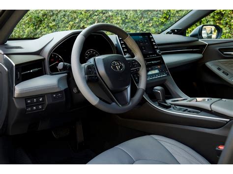 2021 Toyota Avalon: 78 Interior Photos | U.S. News