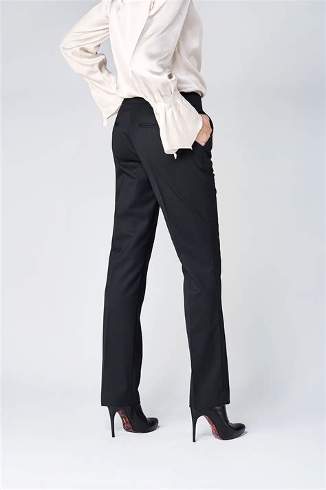 Black Mid Rise Straight Leg Pants D2line