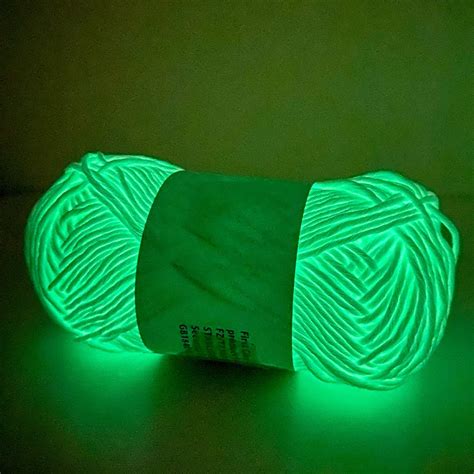 2mm Luminous Chunky Yarn 2022 Novel Functional Yarn Glow In The Dark