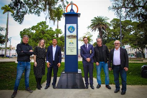 Igreja Adventista inaugura monumento em praça de Itajaí Notícias