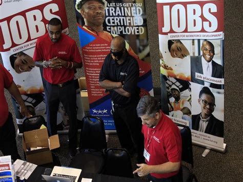 US Weekly Jobless Claims Unexpectedly Increased Last Week To 419 000