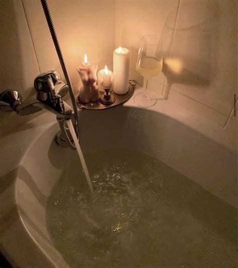 Pin By Ali ♡ ฺ。 On Dani ♡o。 Bath Aesthetic Aesthetic Bath