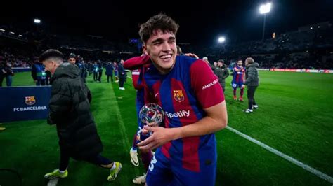 Quién es Pau Cubarsí la nueva joya de solo 17 años del Barça y de la