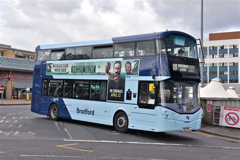 35652 MD71 EOL First West Yorkshire Wright Streetdeck H45 Flickr