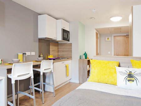 University of Edinburgh Student Housing • Student.com