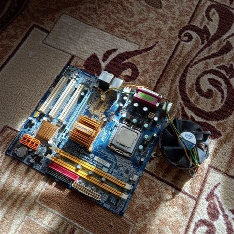 Материнская плата GIGABYTE GA-945GZM-S2 + башня охлаждения Intel ...