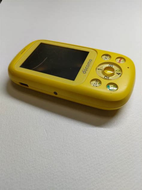Yahooオークション Docomo キッズケータイ 富士通 F 03j 中古品 ホ