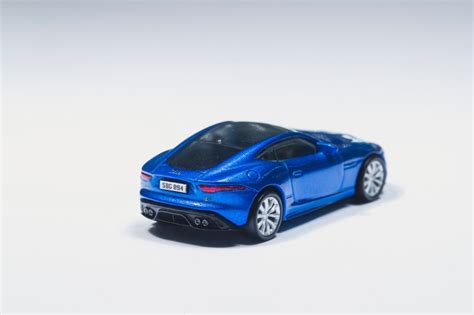 Jaguar F Type Hot Wheels 3