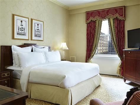 Waldorf Astoria New York - Booking.si