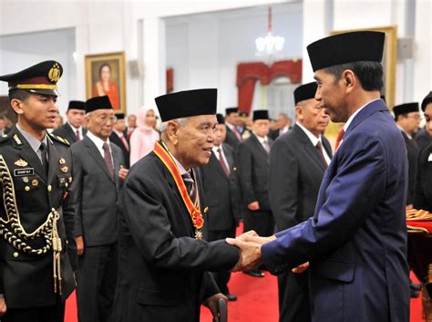 Untuk 30 Penerima Presiden Jokowi Pimpin Penganugerahan Gelar Tanda