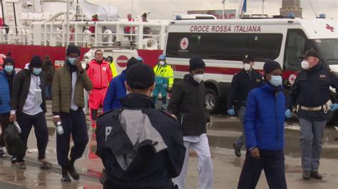 Mercoledì l 11esimo sbarco di migranti a Marina di Carrara