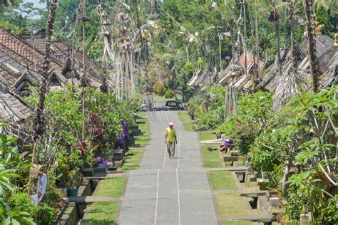 Penglipuran Raih Penghargaan Desa Wisata Terbaik Dunia Kolom Desa