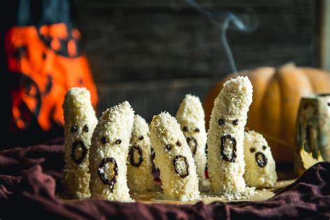 Das Auge isst mit Gruselige Halloween Snacks für Kinder und Erwachsene