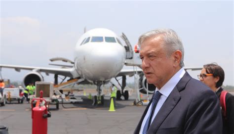 Vuelo En El Que Viajaba AMLO A Nayarit Aterriza Con Complicaciones