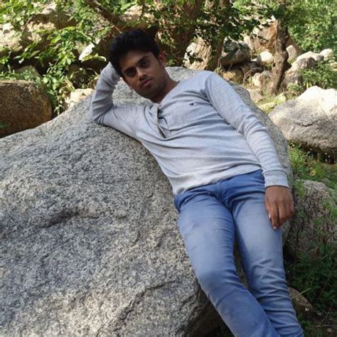 Viraj India Gay Travel Buddy