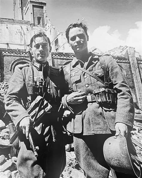 Generation War Hbo War Pinterest Soldiers And War