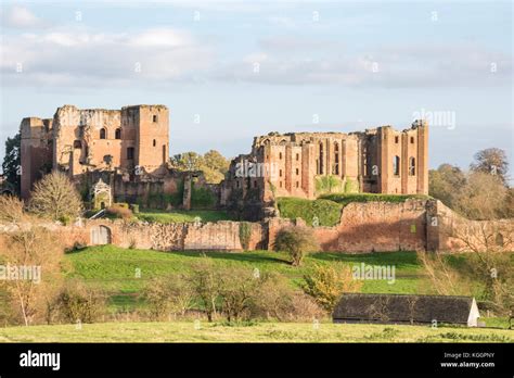 Kenilworth Castle Kenilworth Warwickshire England Uk Stock Photo