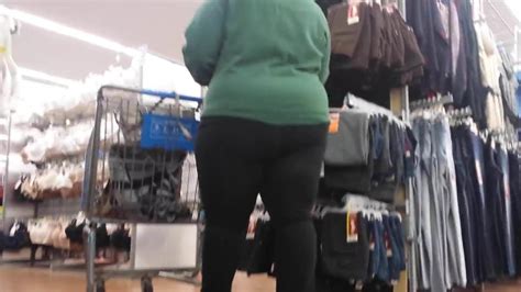 PAWG CANDID BBW FAT ASS IN TIGHT LEGGINGS XNX