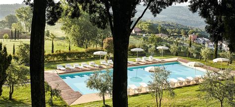 Family-friendly agriturismo centrally located in Tuscany