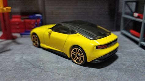 Hot Wheels Nissan Z Proto Ken Motors Ver