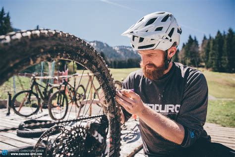 The ultimate MTB tubeless guide – Everything you need to know | ENDURO Mountainbike Magazine