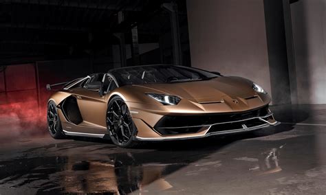 The Lamborghini Aventador SVJ recalled in the US for the doors