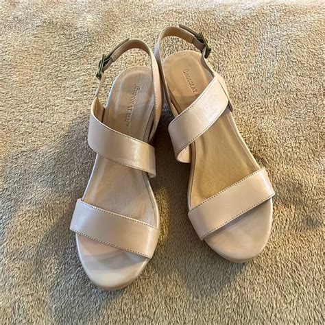 Chocolat Blu Shoes Chocolat Blu Yazmin Nude Leather Wedge Sandals