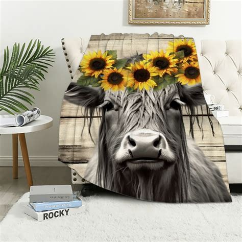 Nawypu Highland Cow Blanket Sunflower Cow Pattern Flannel Throw Blanket