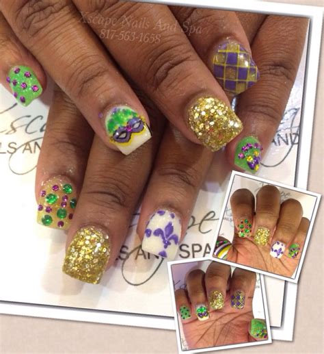 Pin By Kristina Prellwitz On S S Nails Mardi Gras Nails S And S