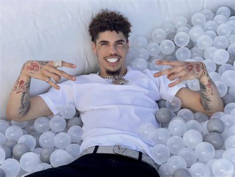 🥶La Melo Ball -Charlotte Hornets🥶 | Lamelo ball, Ball, Basketball boyfriend