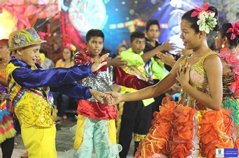 Quadrilhódromo recebe atrações juninas no dia da eleição do Miss Gay graus O Maior