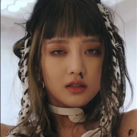 Minnie Oh My God Mv Black Hair Kpop Beauty G I Dle