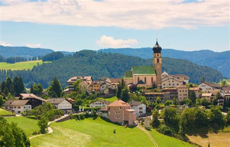 The Italian Village Of Fi Allo Sciliar V Ls Am Schlern Bolzano In