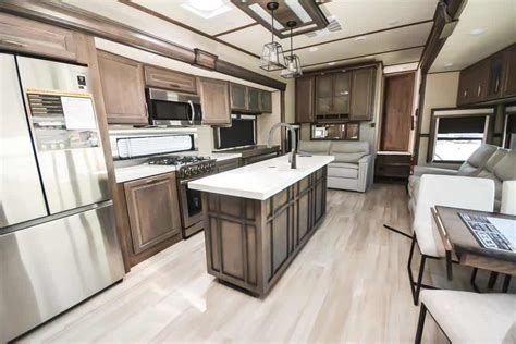 NEW 2022 Grand Design Solitude 345 GK 345GK Tulsa OK