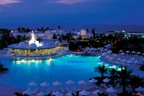 The Hotel Riu Palace Royal Garden All Inclusive A Luxurious Hotel On