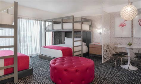 Vegas Hotels That Offer Bunk Bed Rooms & Suites